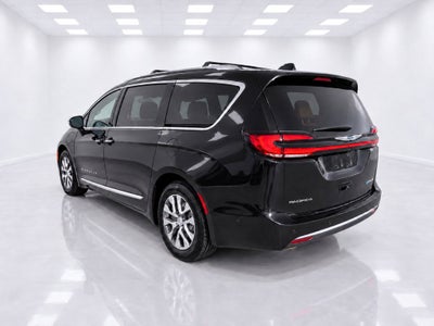 2023 Chrysler Pacifica Hybrid Pinnacle