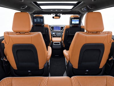 2023 Chrysler Pacifica Hybrid Pinnacle