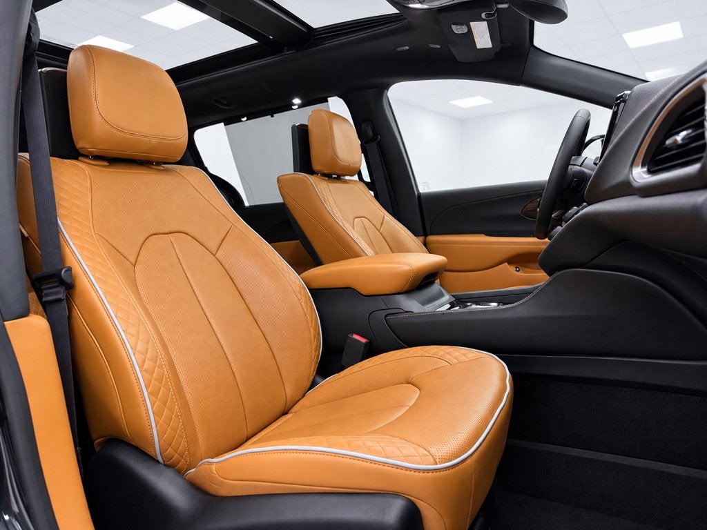 2023 Chrysler Pacifica Hybrid Pinnacle