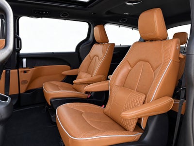 2023 Chrysler Pacifica Hybrid Pinnacle
