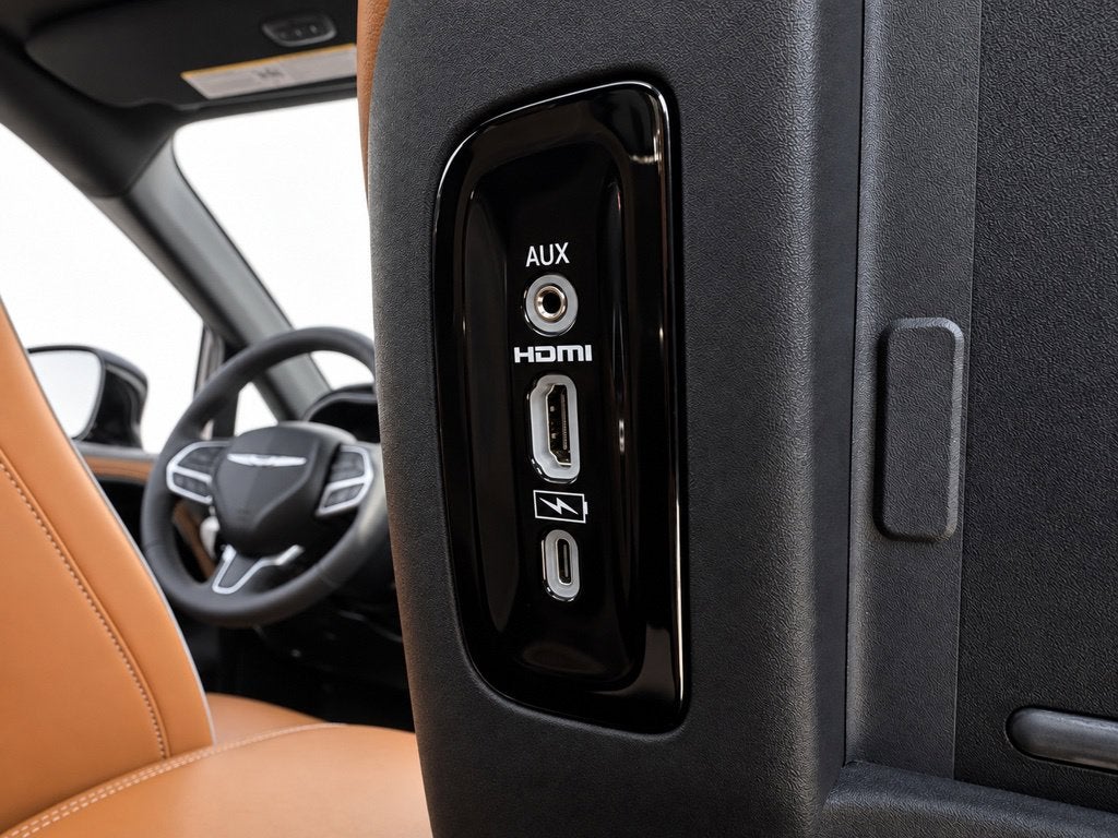 2023 Chrysler Pacifica Hybrid Pinnacle