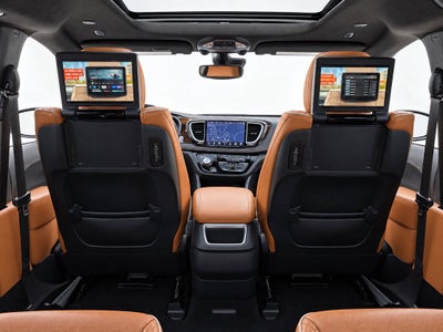 2023 Chrysler Pacifica Hybrid Pinnacle
