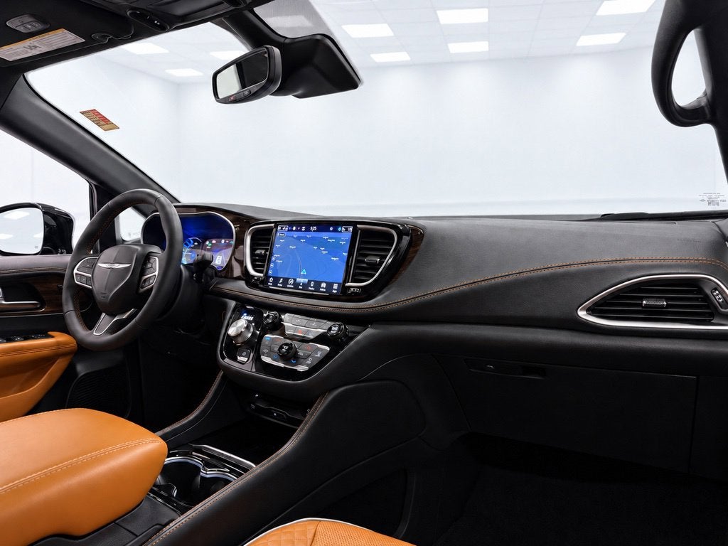 2023 Chrysler Pacifica Hybrid Pinnacle