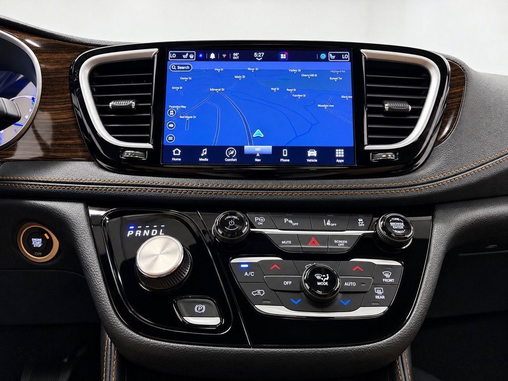 2023 Chrysler Pacifica Hybrid Pinnacle
