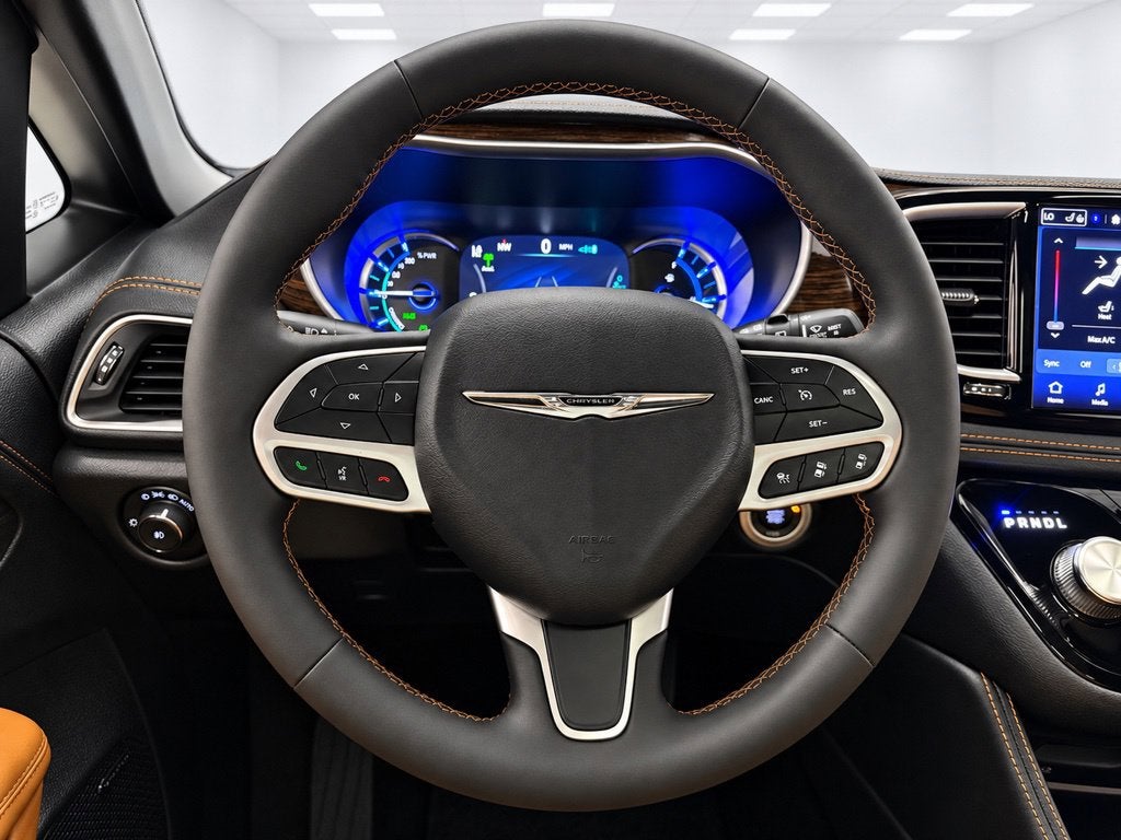 2023 Chrysler Pacifica Hybrid Pinnacle