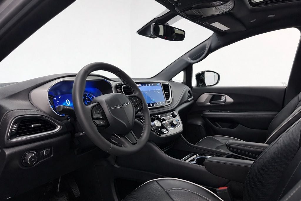 2023 Chrysler Pacifica Hybrid Limited