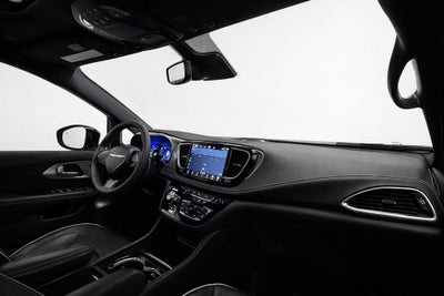 2023 Chrysler Pacifica Hybrid Limited