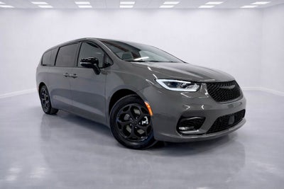 2023 Chrysler Pacifica Hybrid Limited