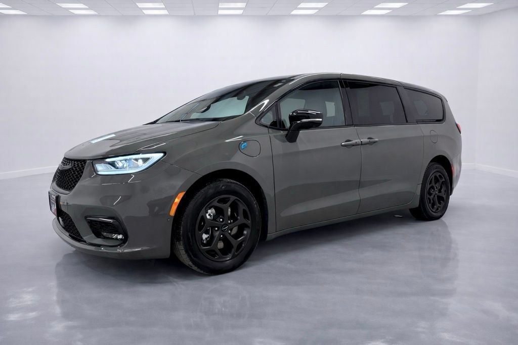 2023 Chrysler Pacifica Hybrid Limited