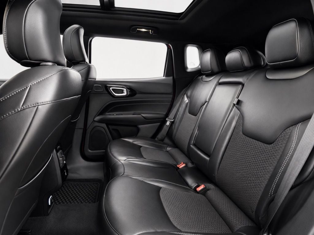 2023 Jeep Compass Altitude