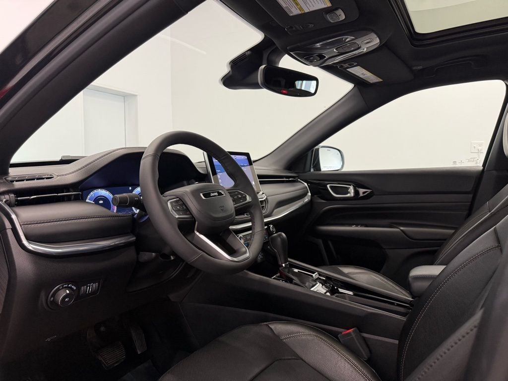 2023 Jeep Compass (Red) Edition