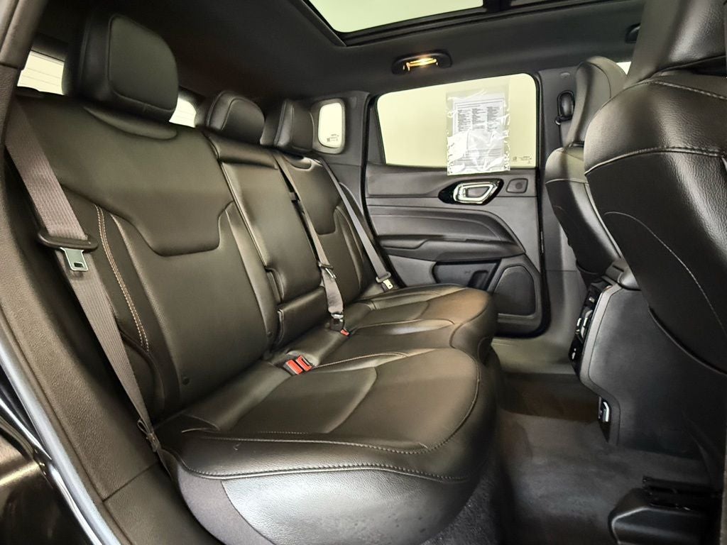 2023 Jeep Compass (Red) Edition