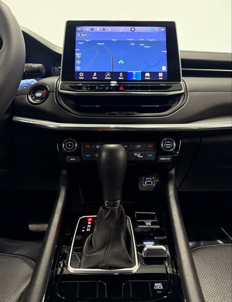 2023 Jeep Compass (Red) Edition