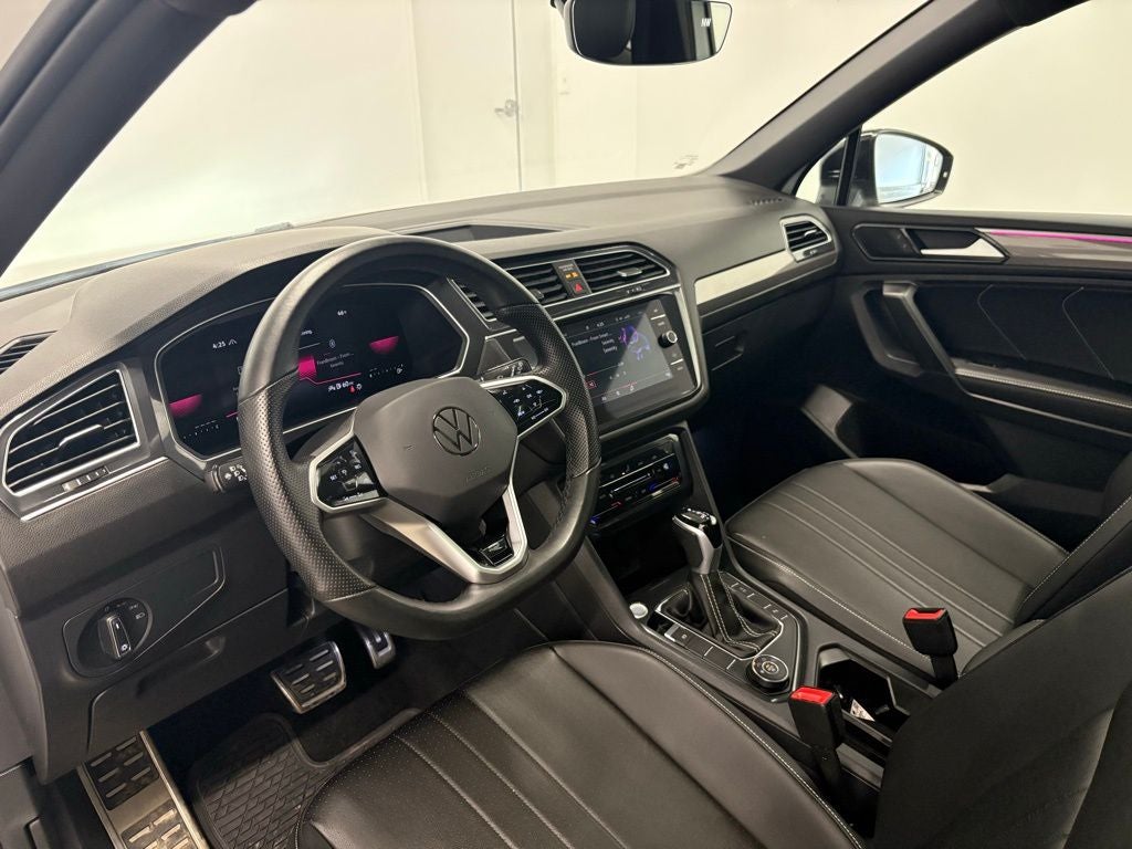 2023 Volkswagen Tiguan 2.0T SE R-Line Black