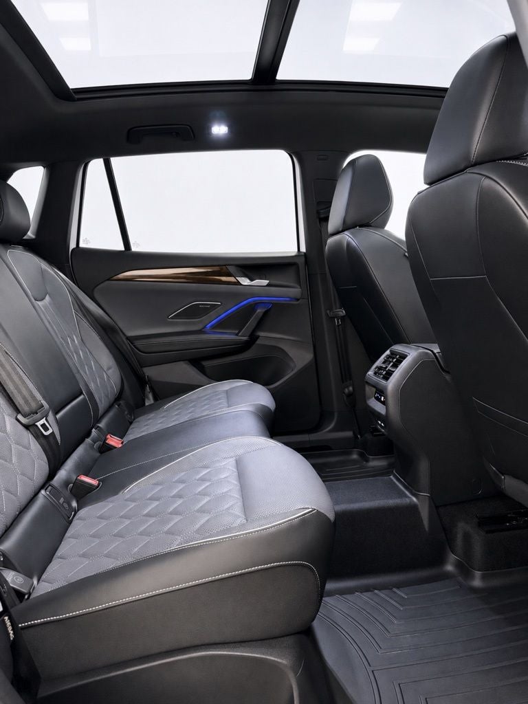 2025 Volkswagen Tiguan 2.0T SEL R-Line
