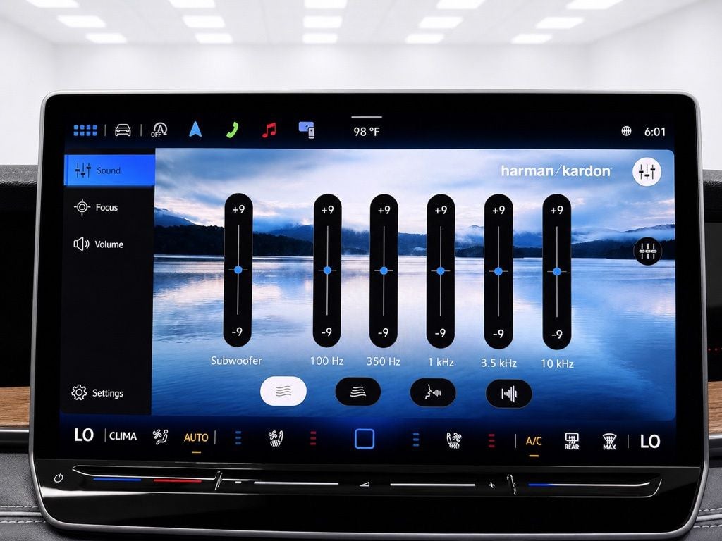 2025 Volkswagen Tiguan 2.0T SEL R-Line