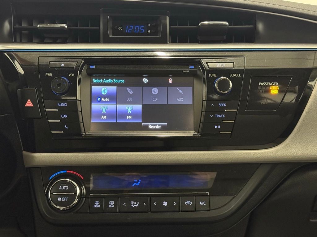 2015 Toyota Corolla LE