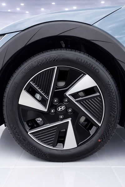 2025 Hyundai IONIQ 5 SE