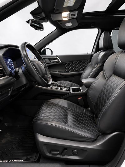 2023 Mitsubishi Outlander SEL Black Edition
