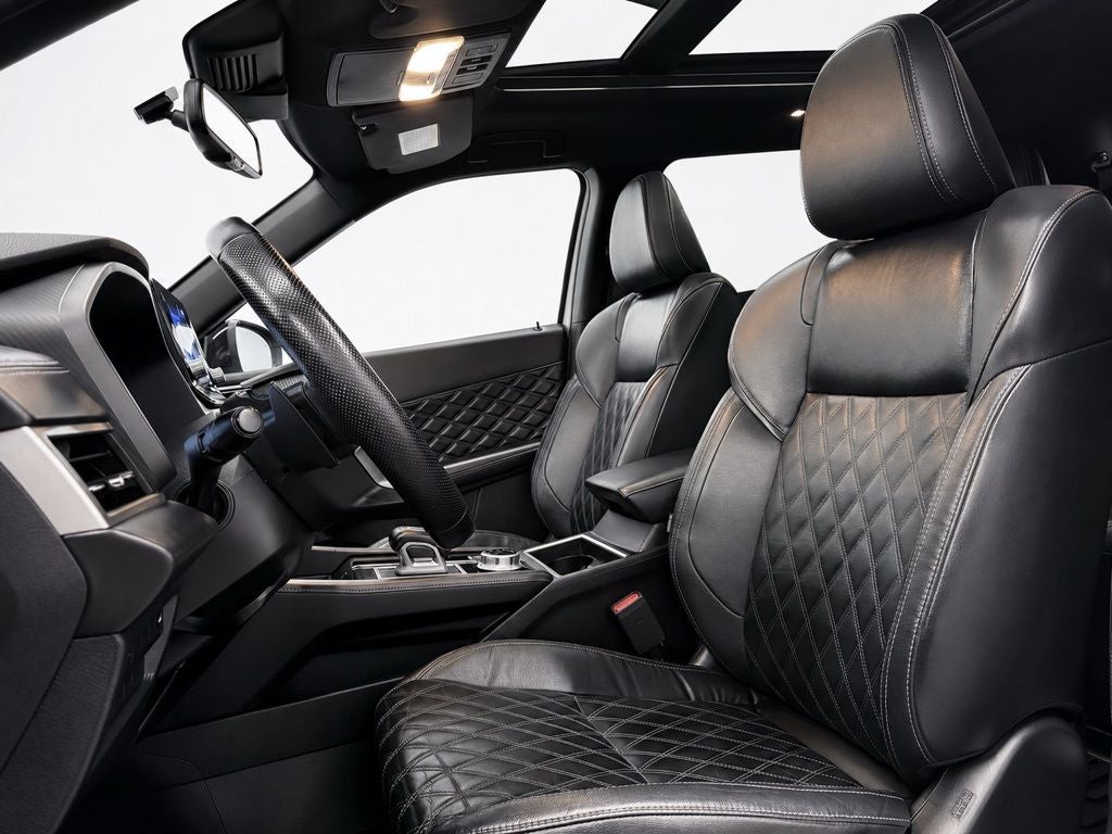 2023 Mitsubishi Outlander SEL Black Edition