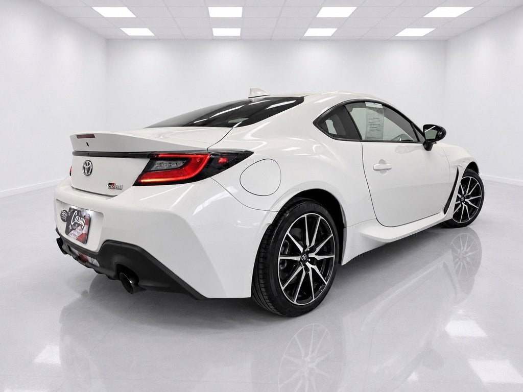 2025 Toyota GR86 Base