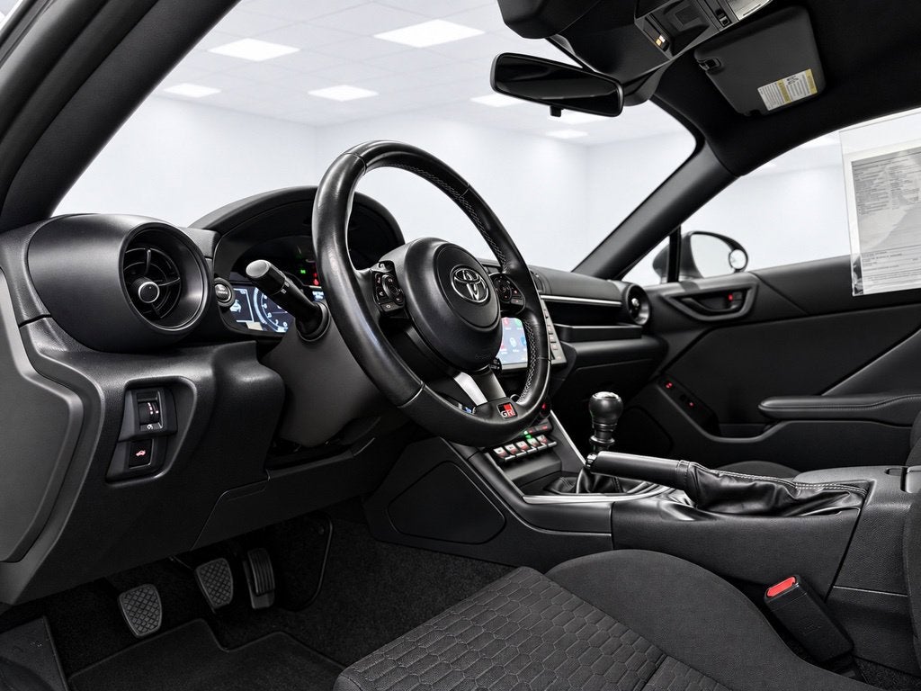 2025 Toyota GR86 Base