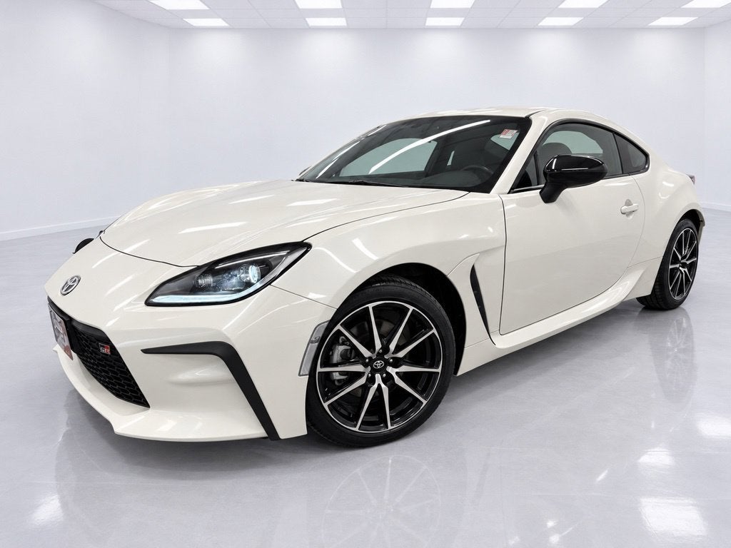2025 Toyota GR86 Base
