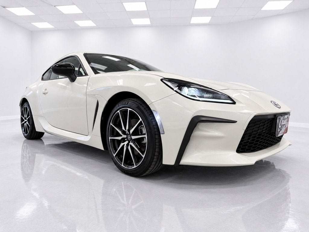 2025 Toyota GR86 Base