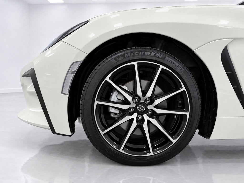 2025 Toyota GR86 Base