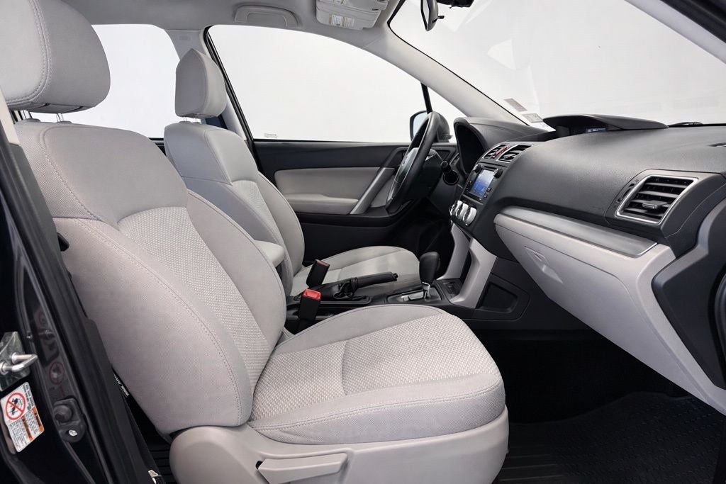 2016 Subaru Forester 2.5i