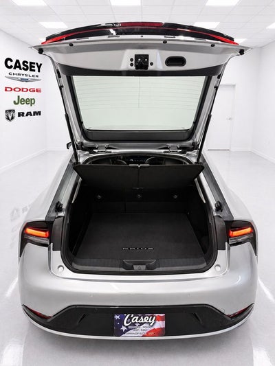 2025 Toyota Prius XLE