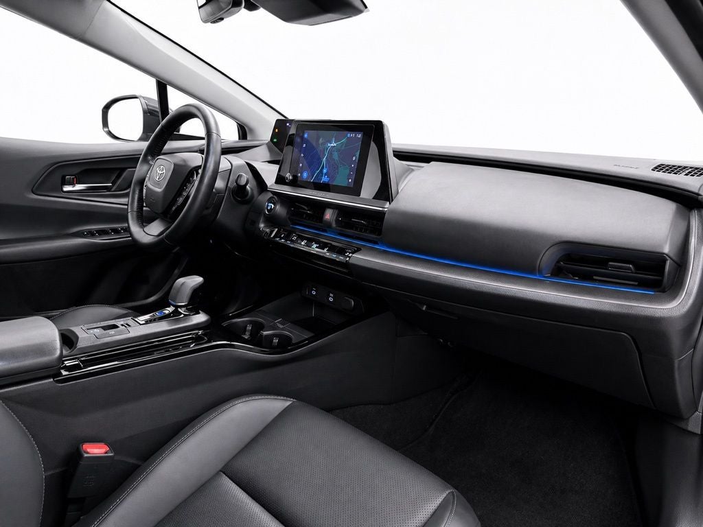 2025 Toyota Prius XLE