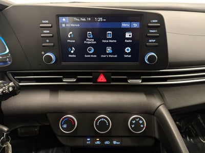 2025 Hyundai Elantra SE