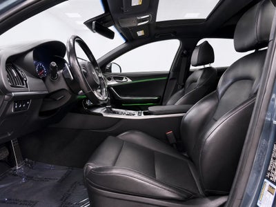 2022 Kia Stinger GT1