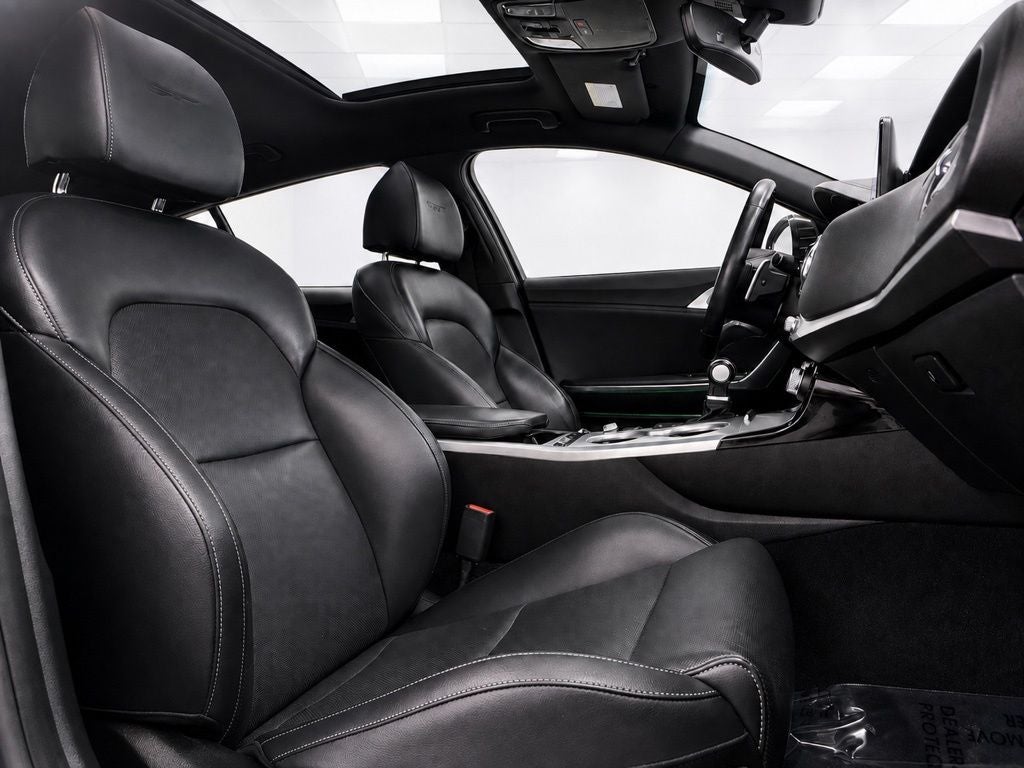 2022 Kia Stinger GT1