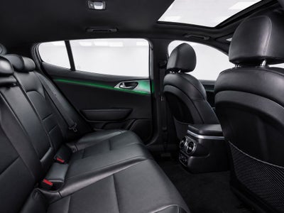 2022 Kia Stinger GT1