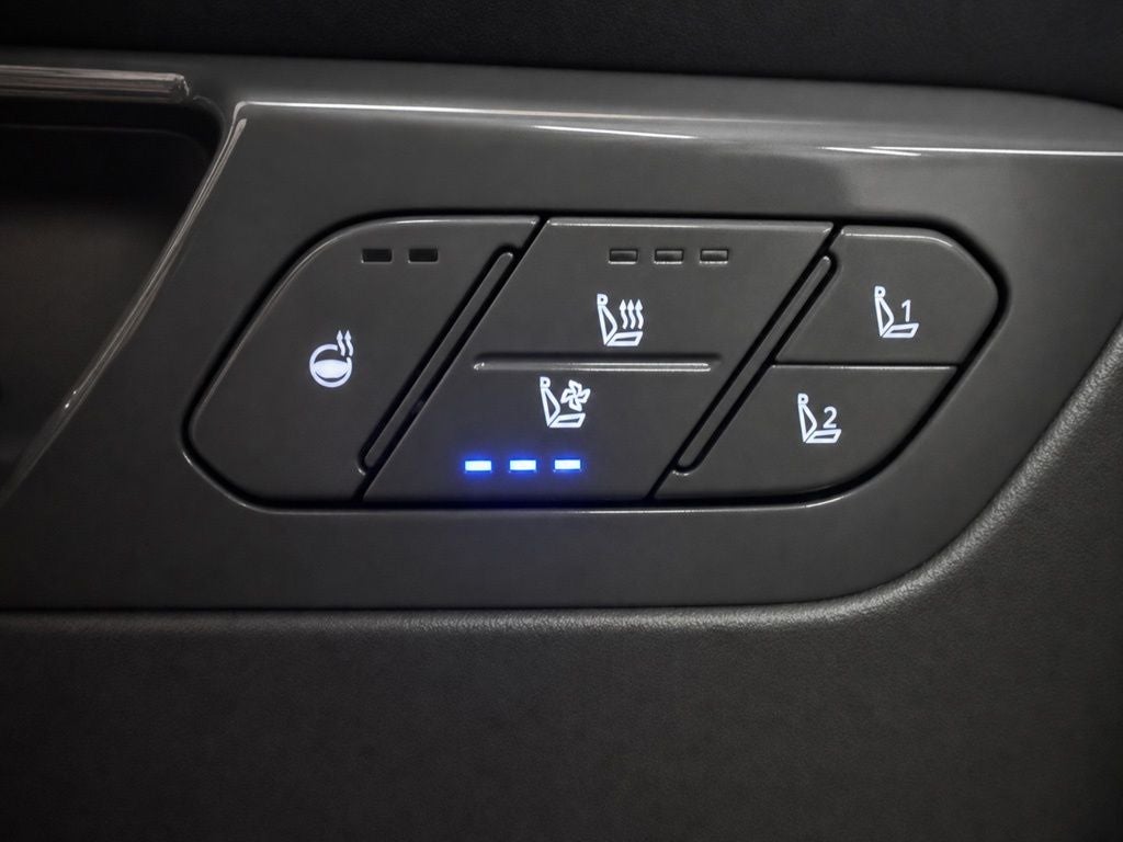 2024 Kia EV9 Land
