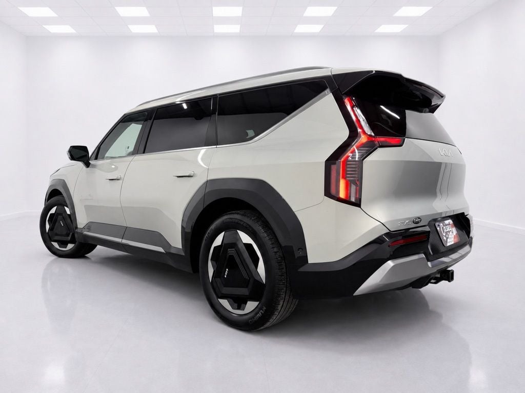 2024 Kia EV9 Land
