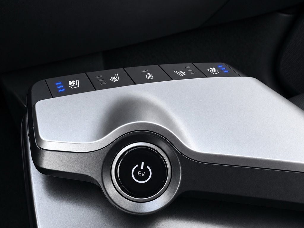 2023 Kia EV6 Wind