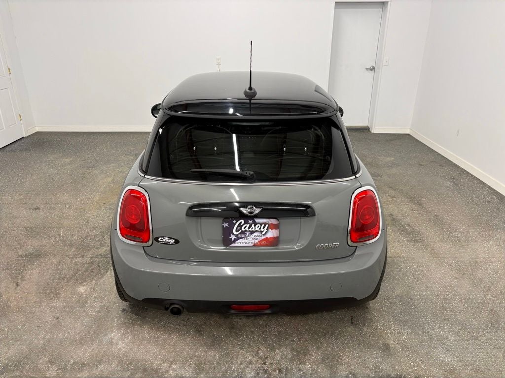 2017 MINI Cooper Base