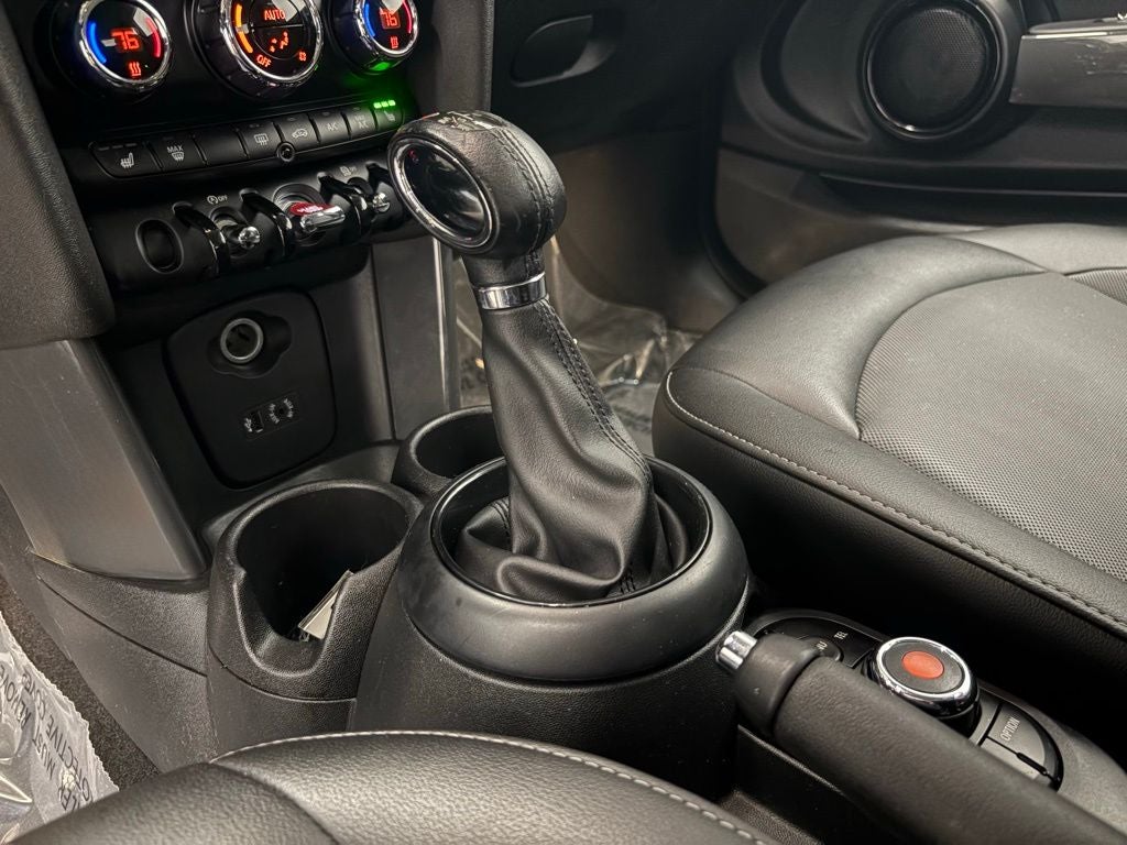 2017 MINI Cooper Base