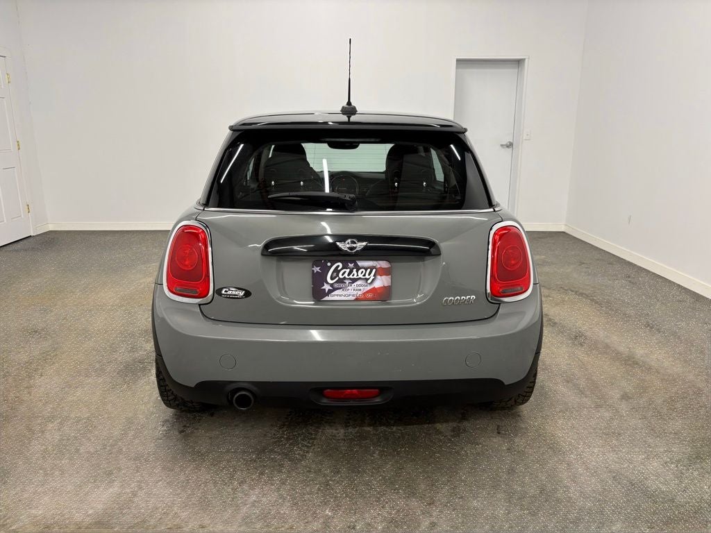 2017 MINI Cooper Base