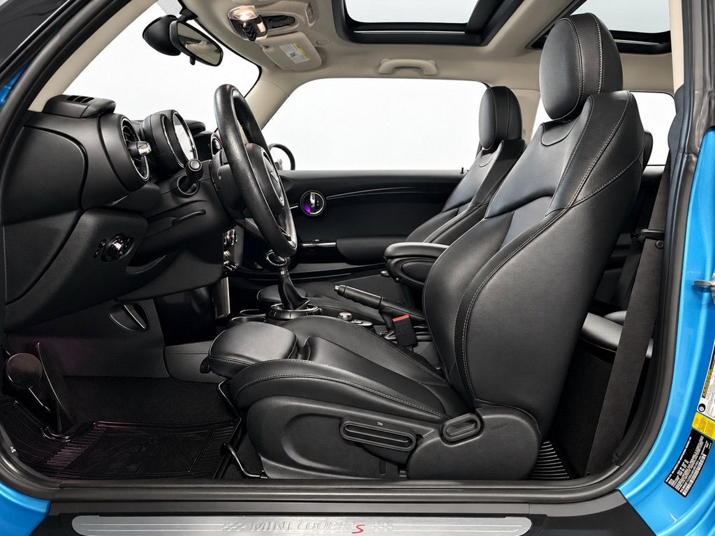 2017 MINI Cooper S Base