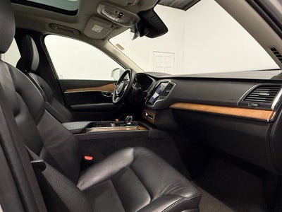 2024 Volvo XC90 Recharge Plug-In Hybrid T8 Core Bright Theme