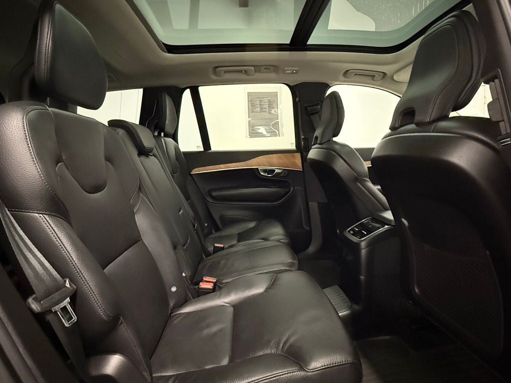 2024 Volvo XC90 Recharge Plug-In Hybrid T8 Core Bright Theme