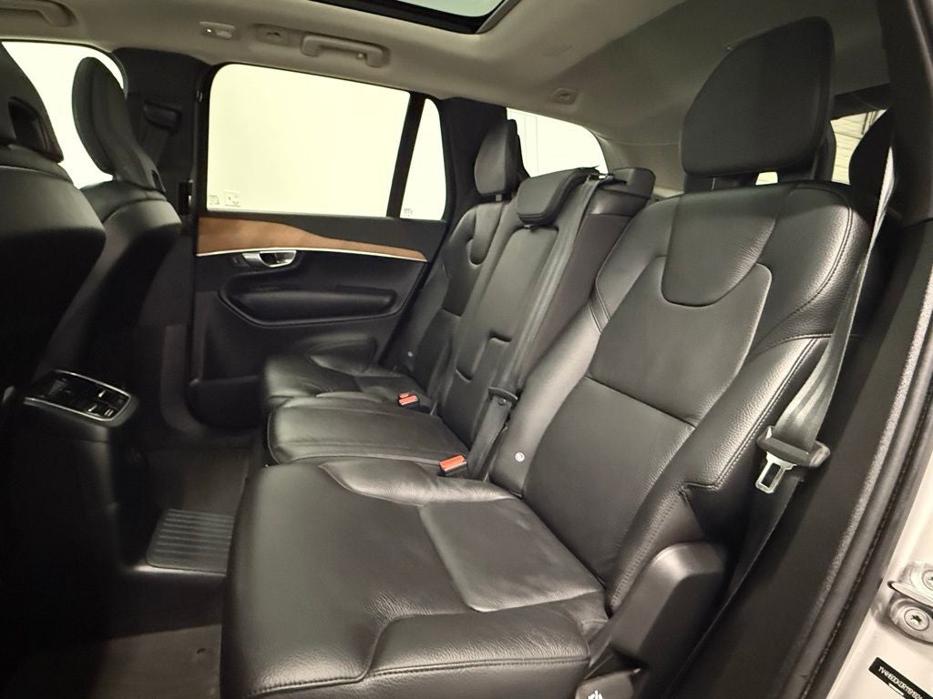 2024 Volvo XC90 Recharge Plug-In Hybrid T8 Core Bright Theme