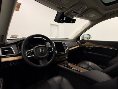 2024 Volvo XC90 Recharge Plug-In Hybrid T8 Core Bright Theme