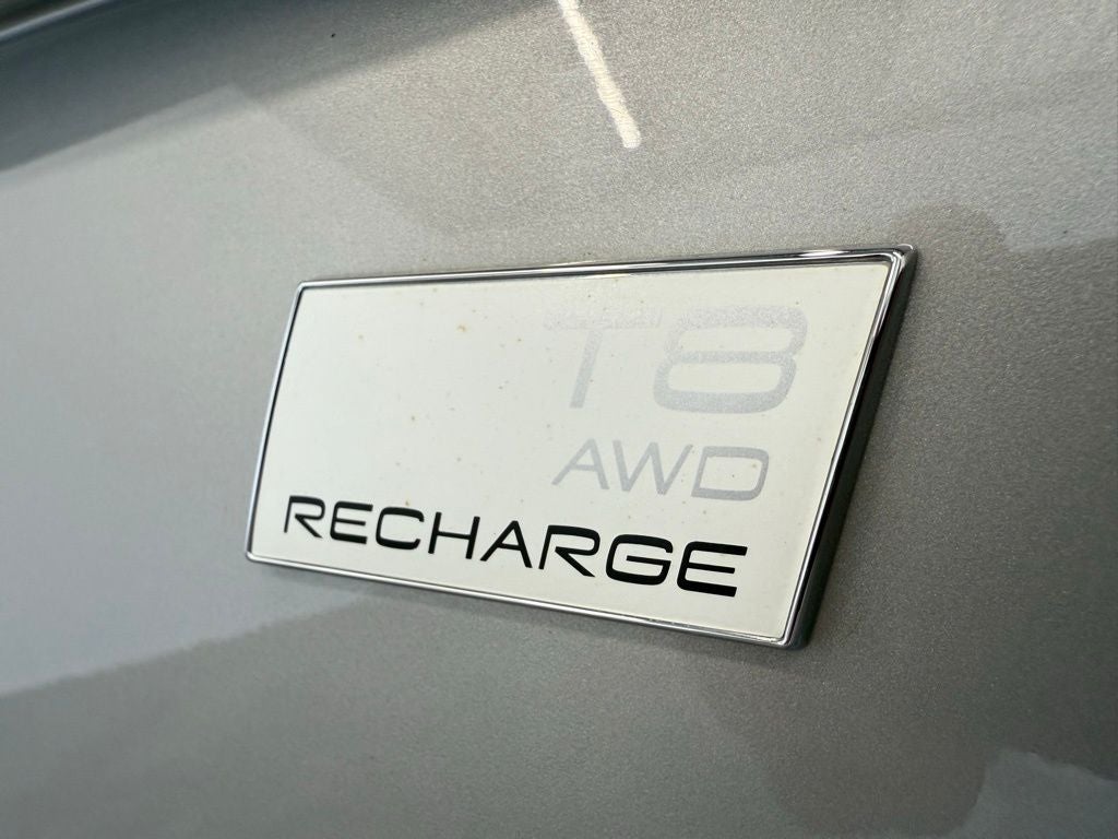 2024 Volvo XC90 Recharge Plug-In Hybrid T8 Core Bright Theme